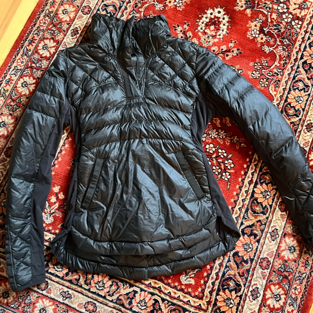 Lululemon Pull Over Down Jacket